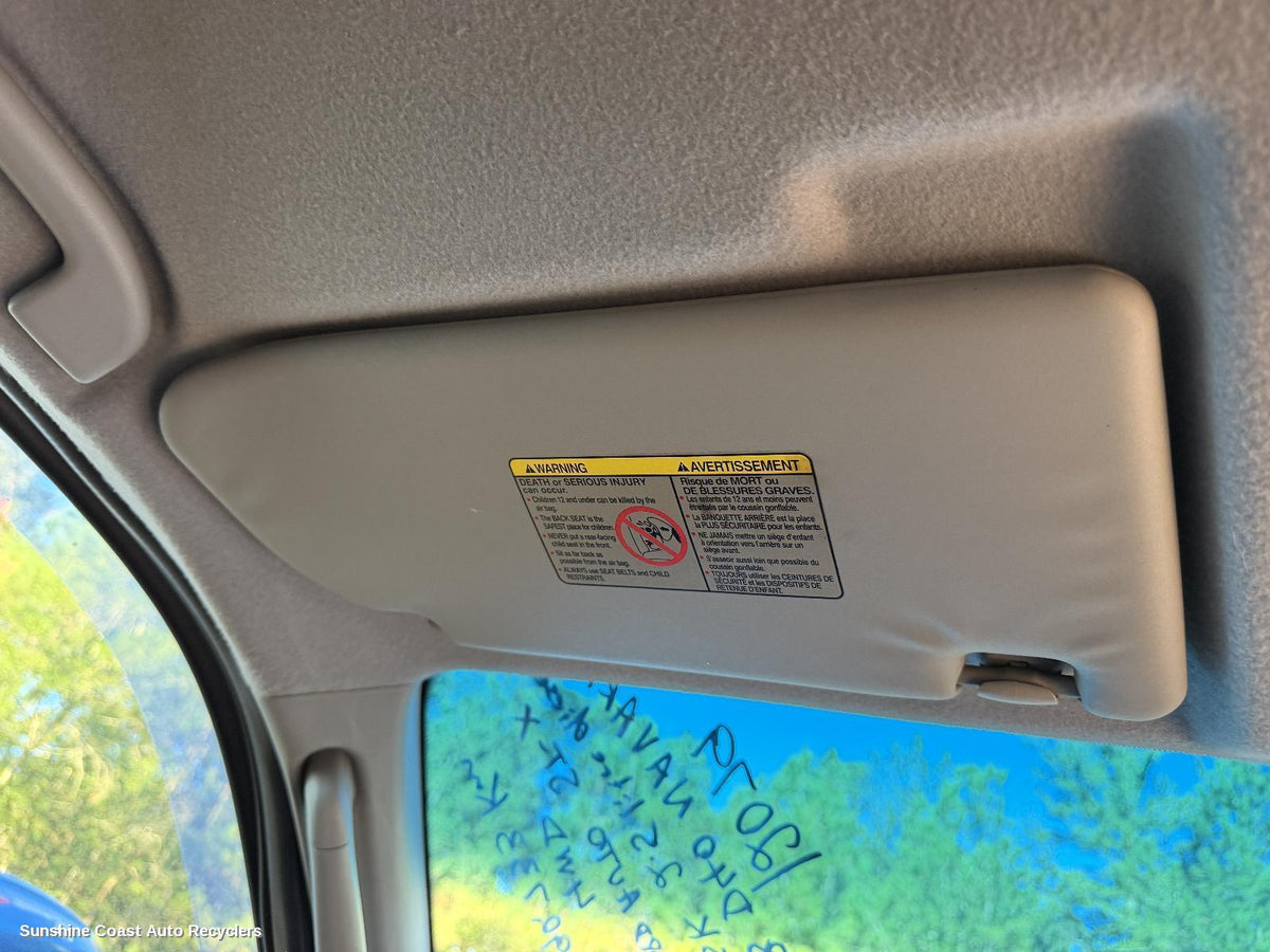 2005-2015 Nissan Navara Sunvisor