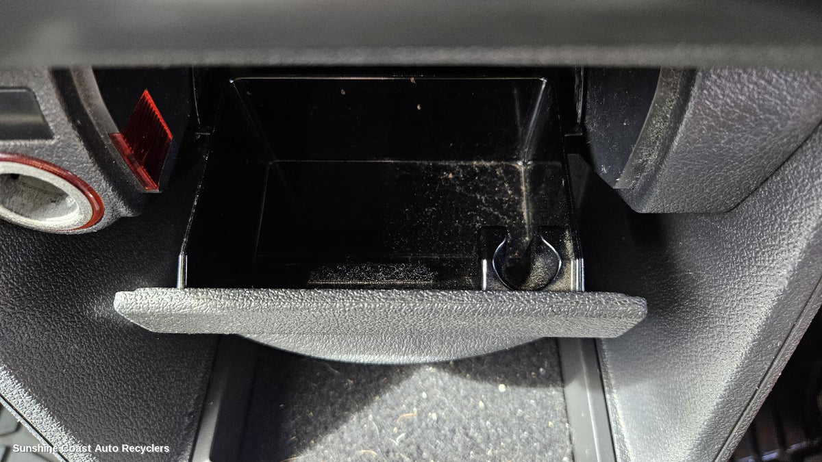 2005-2010 Volkswagen Caddy Ashtray
