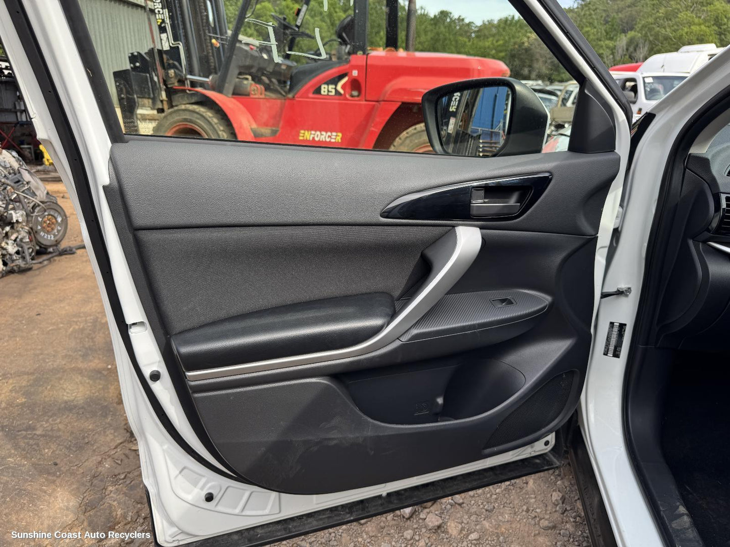 2023 Mitsubishi Eclipse Cross Door Handle