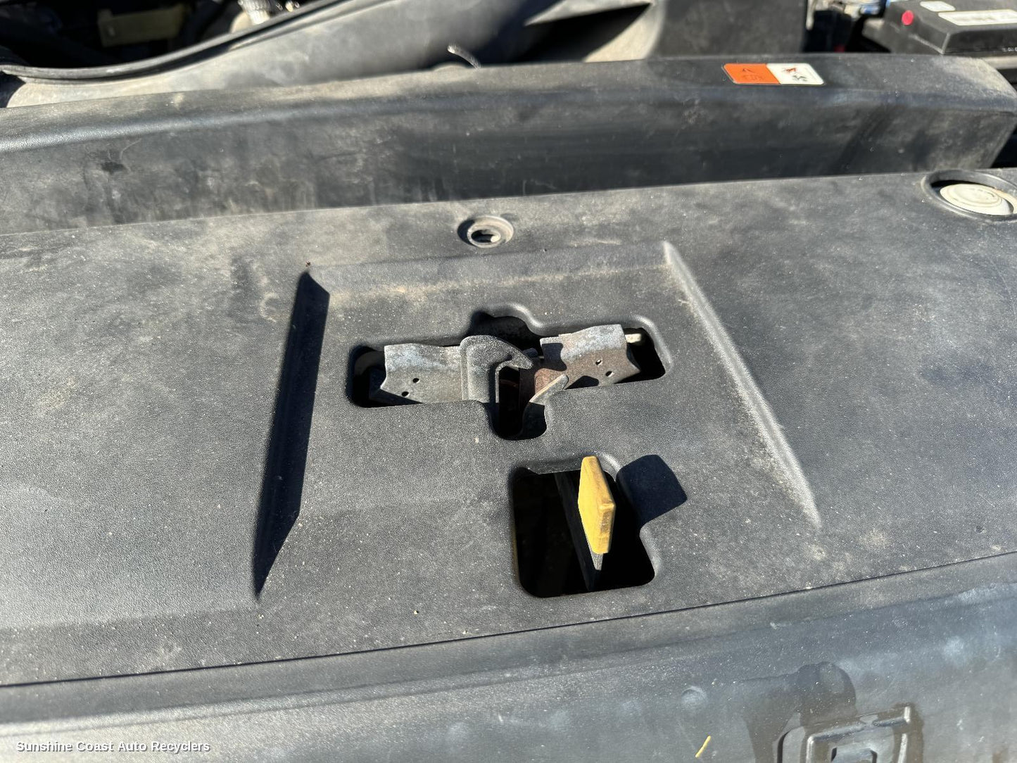 2011 Ford Ranger Bonnet Lock Support