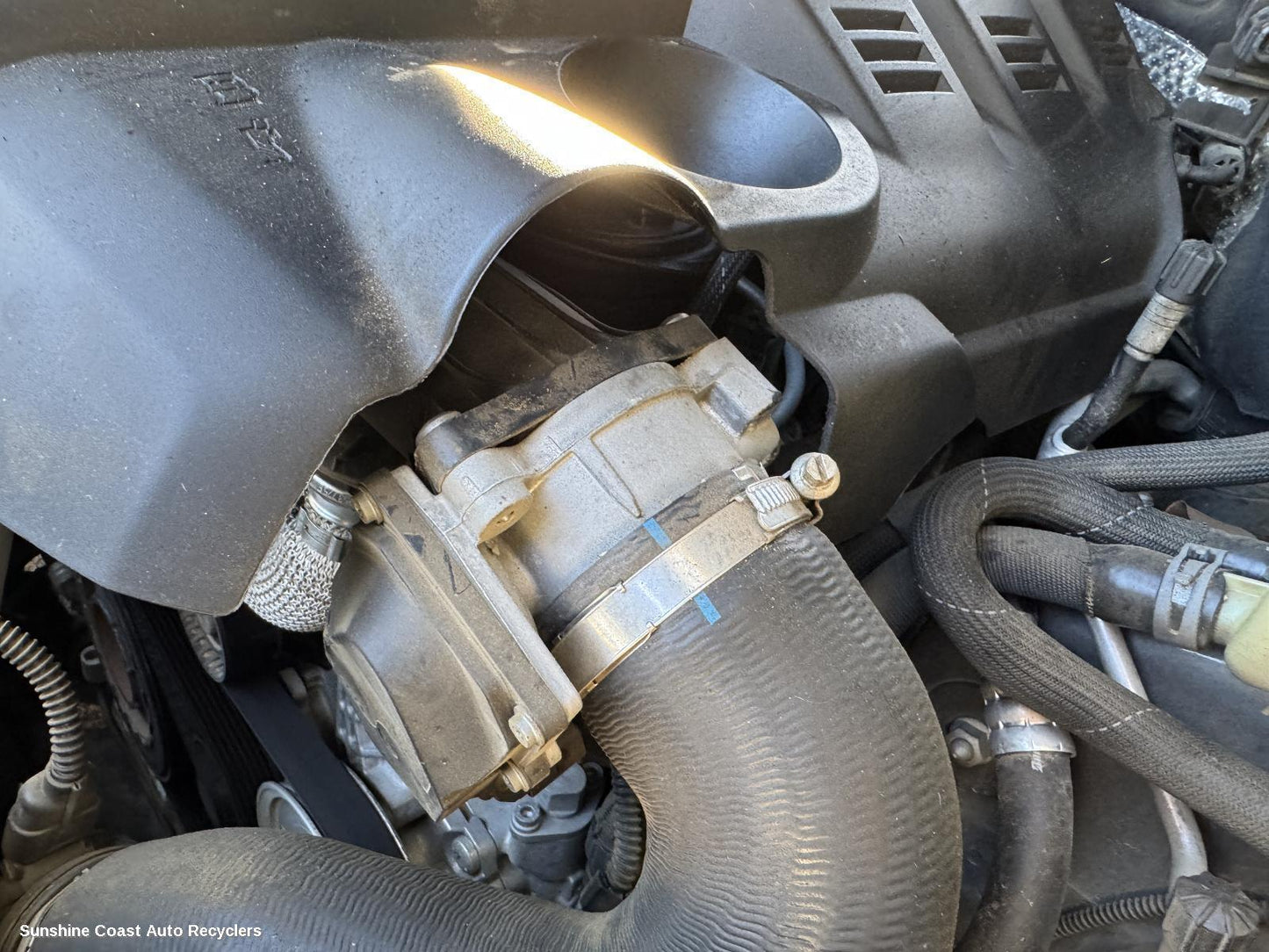 2012 Volkswagen Touareg Throttle Body