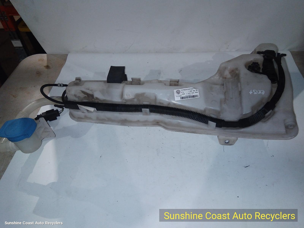 2016-2024 Volkswagen Tiguan Washer Bottle