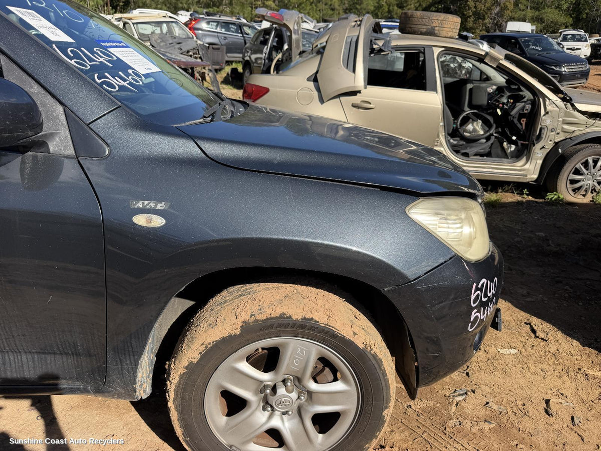 2005-2008 Toyota Rav4 Right Guard