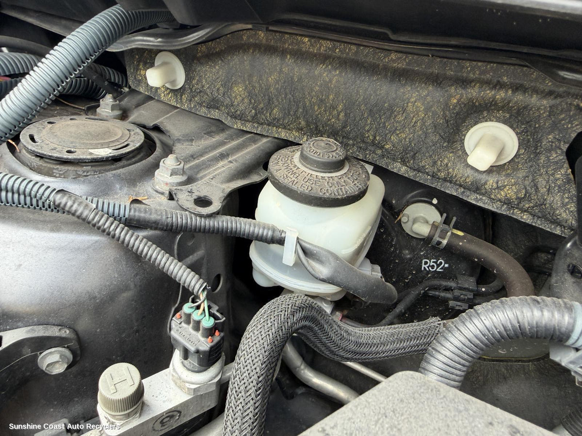 2012-2018 Toyota Rav4 Master Cylinder