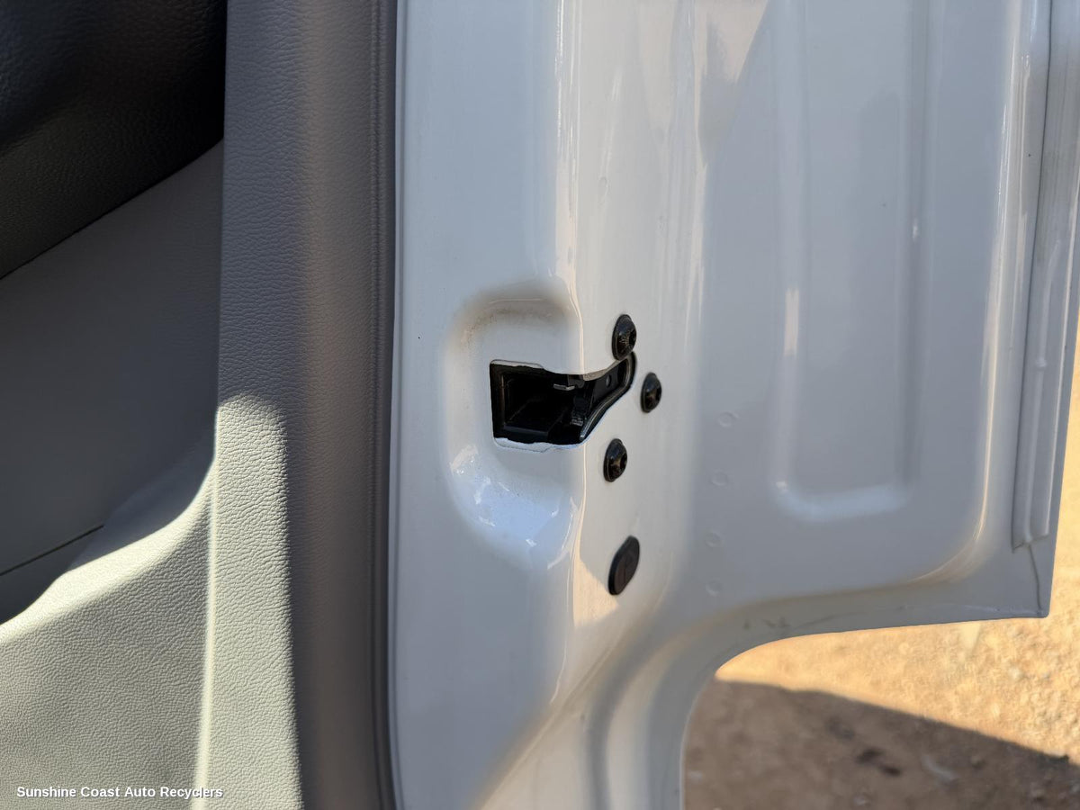 2020-2026 Ldv Deliver 9 Door Boot Gate Lock