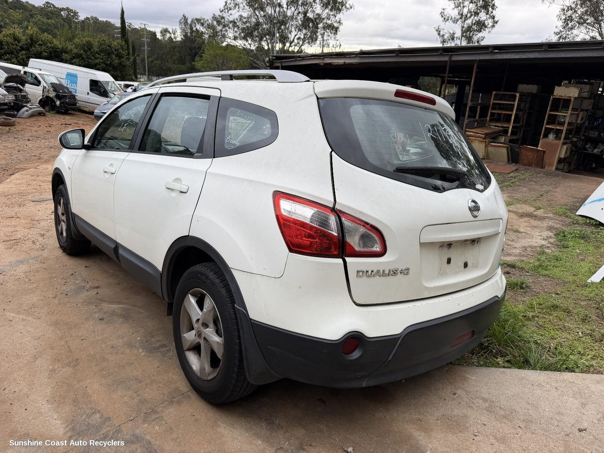 2010-2014 Nissan Dualis Grille