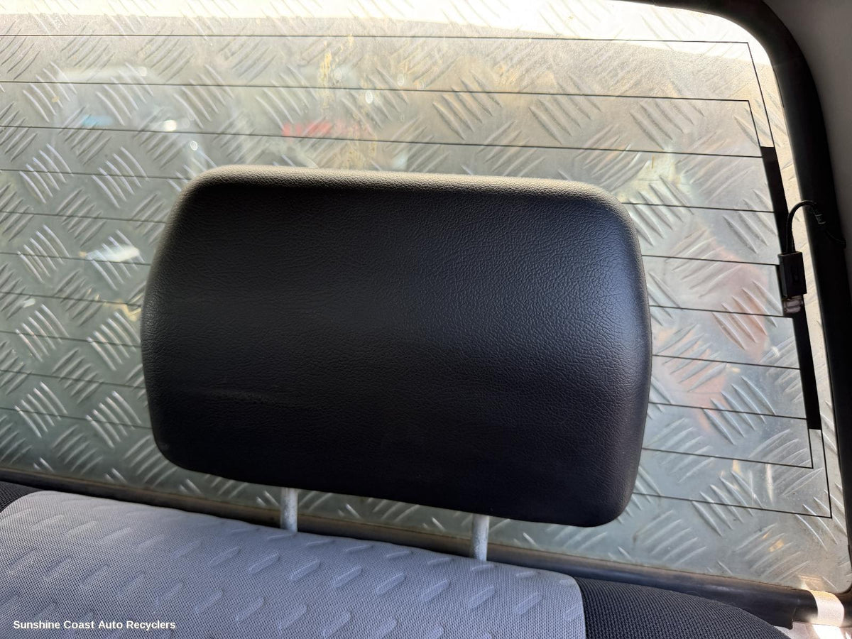 2001-2015 Nissan Navara Headrest