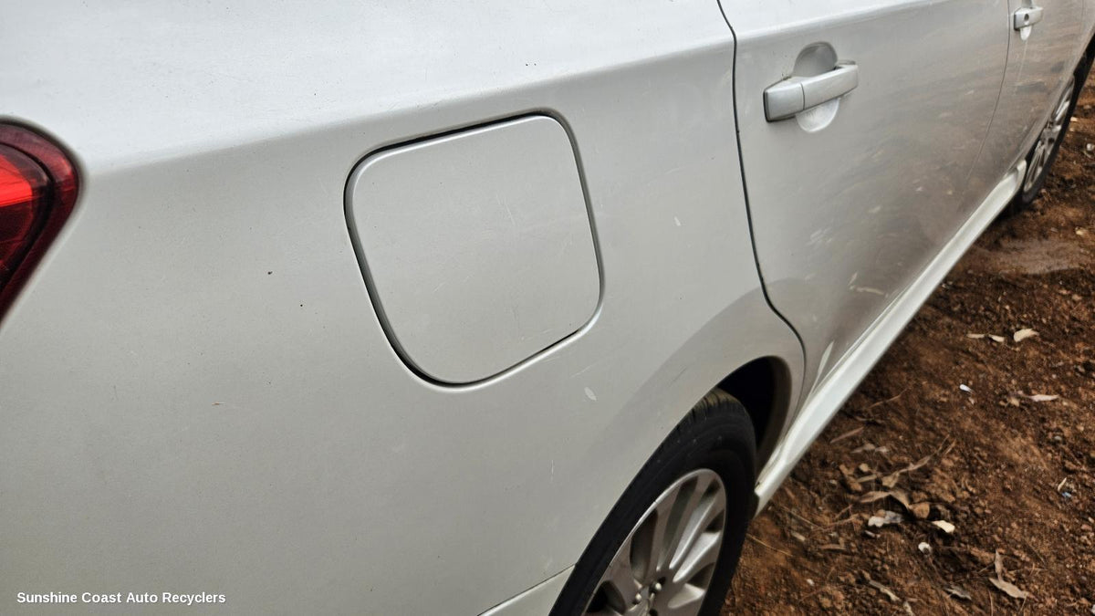 2009-2014 Subaru Liberty Fuel Door   Filler
