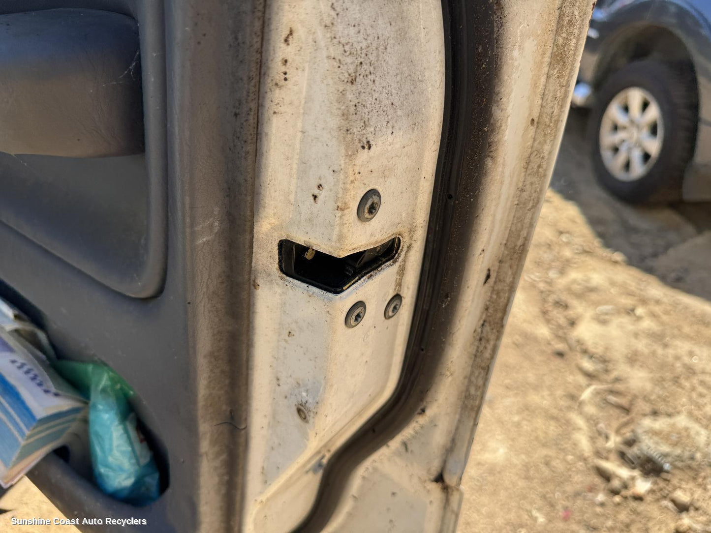 1998 Toyota Prado Door Boot Gate Lock