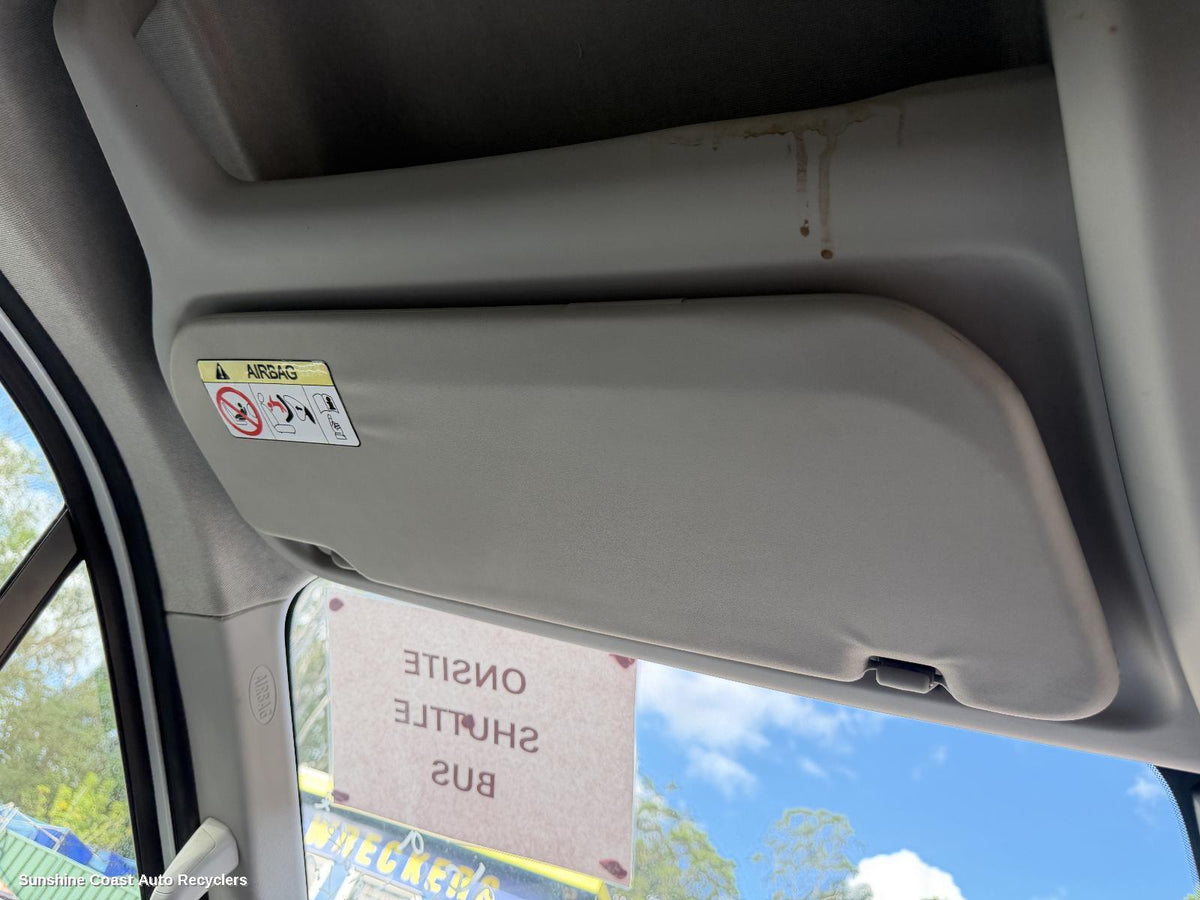 2020-2026 Ldv Deliver 9 Sunvisor