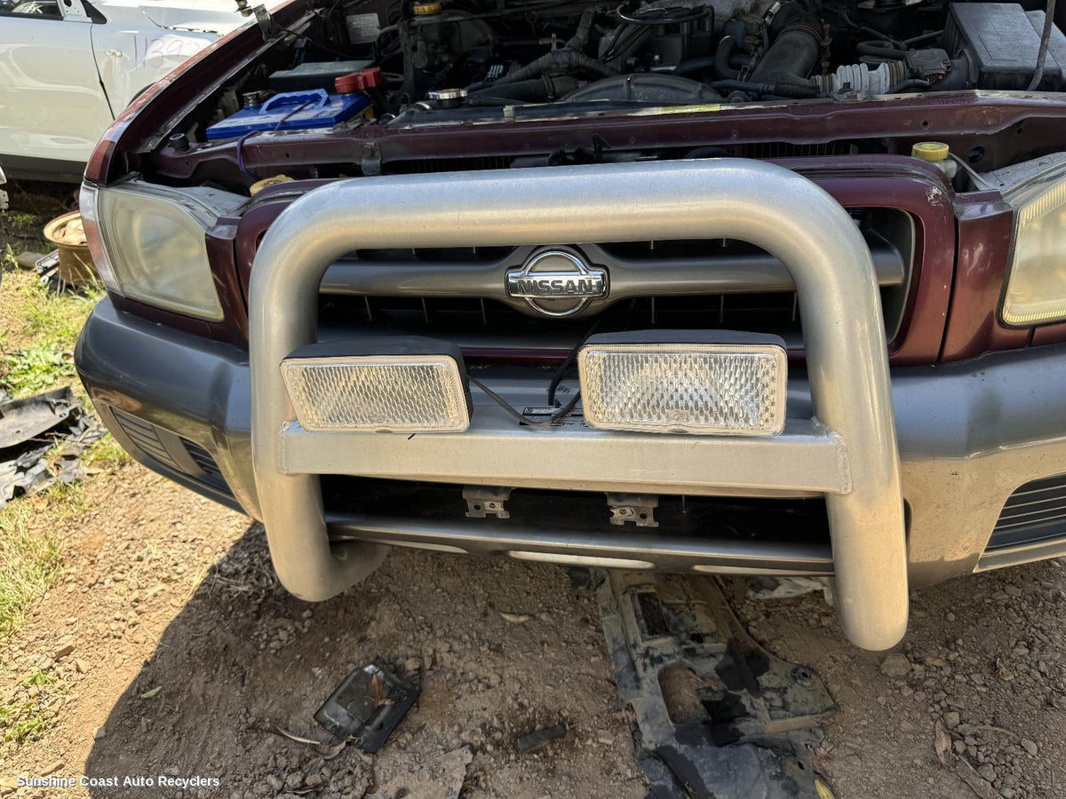 1995-2005 Nissan Pathfinder Front Bumper