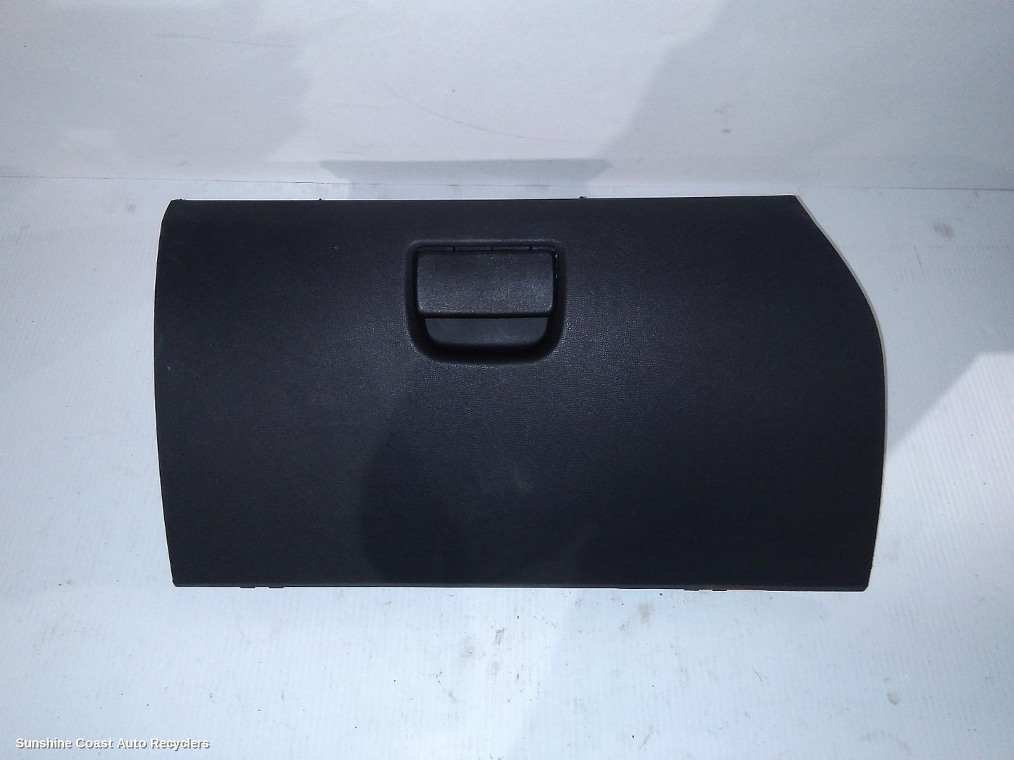 2016 Holden Trailblazer Glove Box