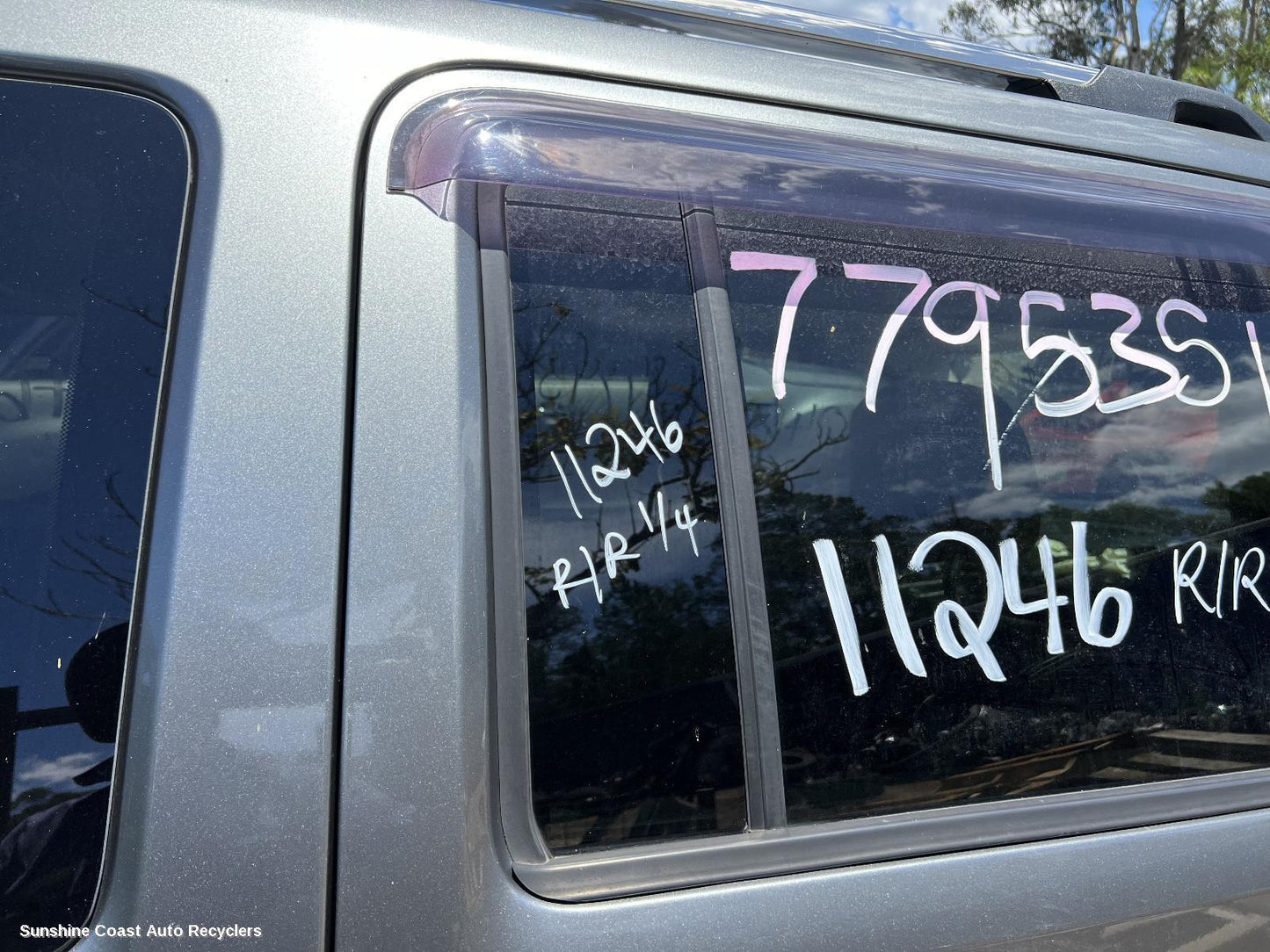 2012 Jeep Cherokee Right Rear 1 4 Door Glass