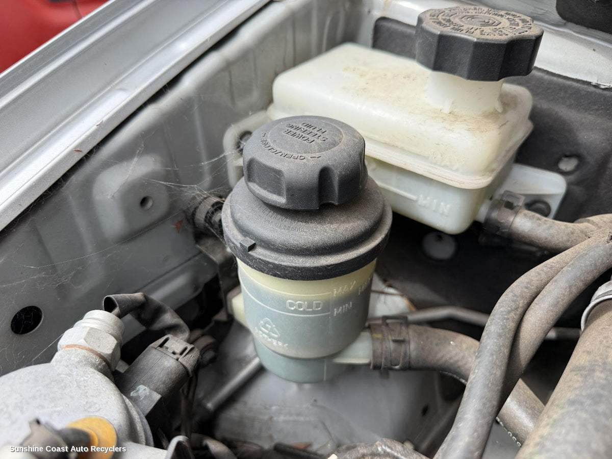 2011-2014 Kia Carnival/grand Carnival Master Cylinder