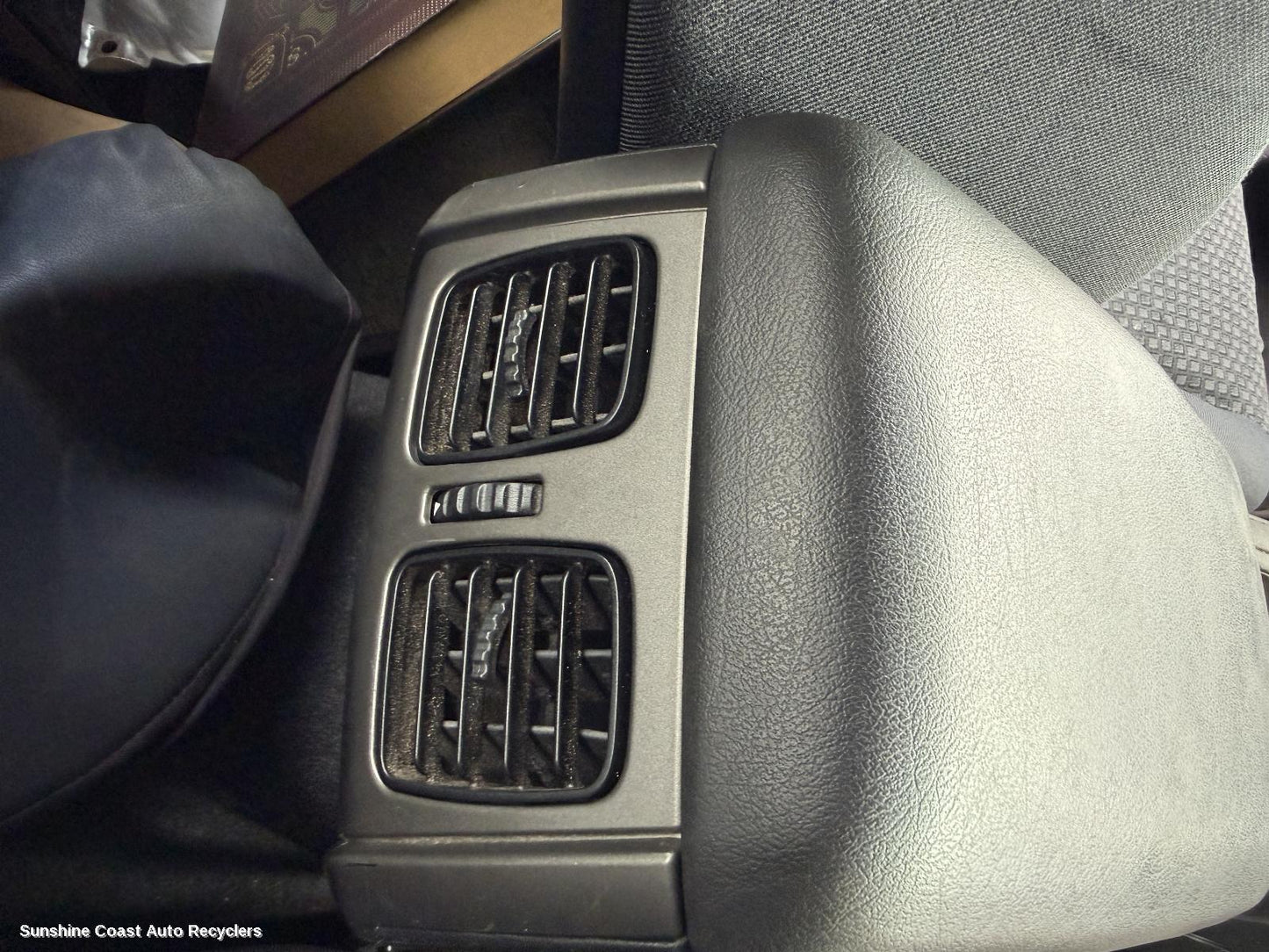 2004-2007 Holden Commodore Misc