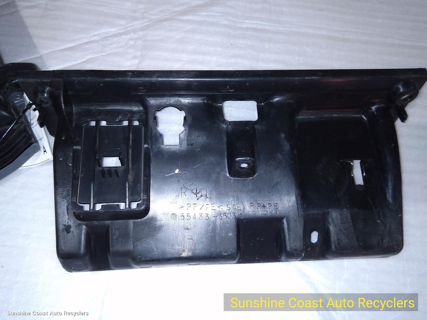 2002 Toyota Hilux Glove Box
