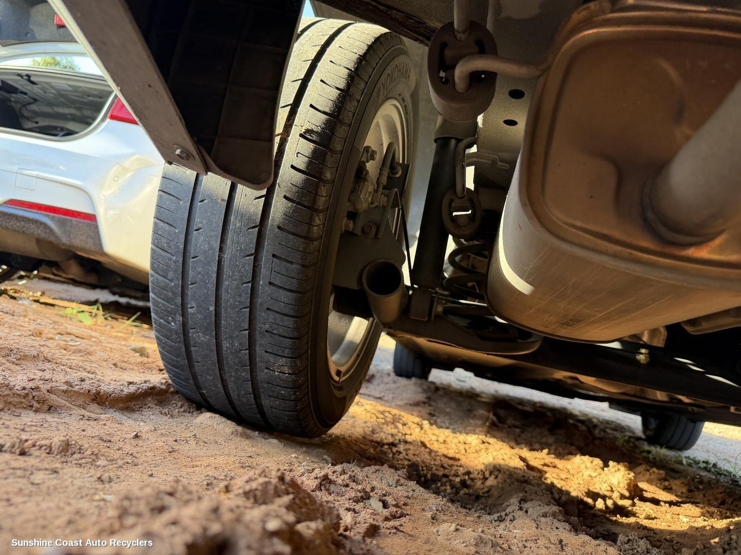 2012-2017 Nissan Pulsar Shock Absorber