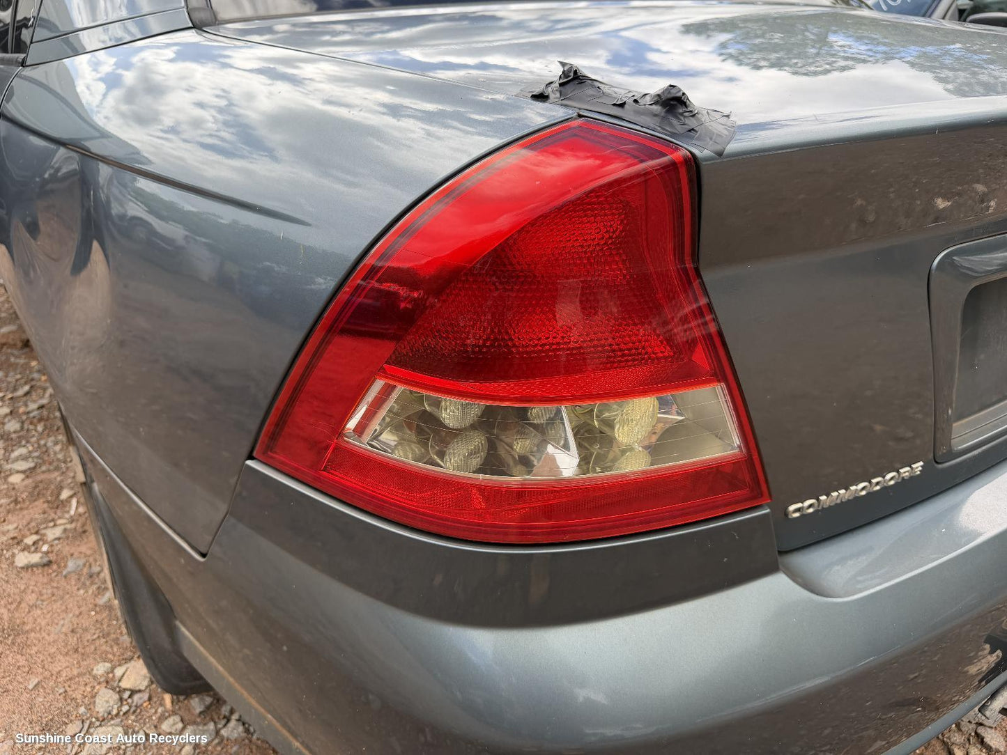 2004-2006 Holden Commodore Left Taillight