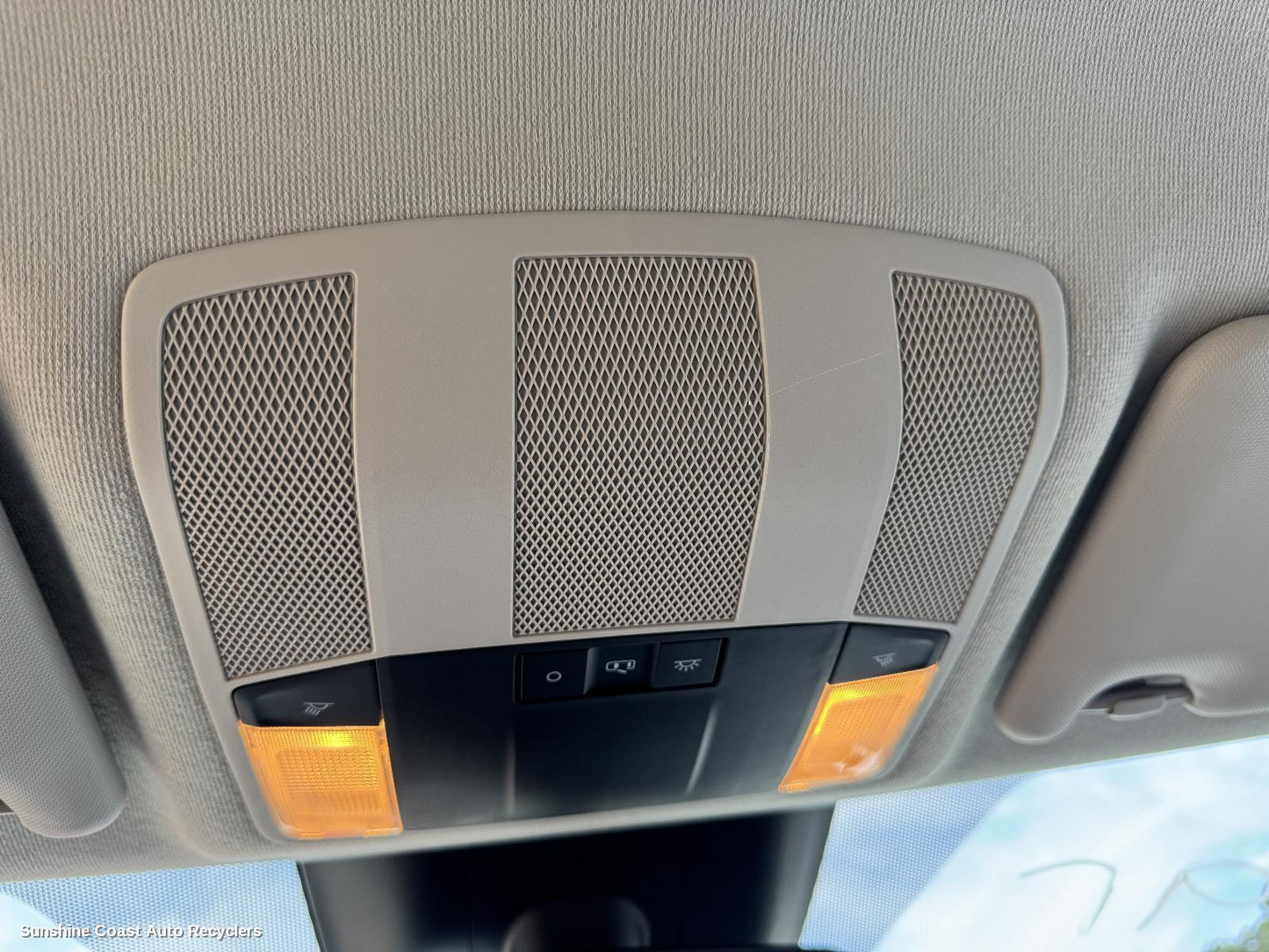 2023 Mitsubishi Eclipse Cross Courtesy Light