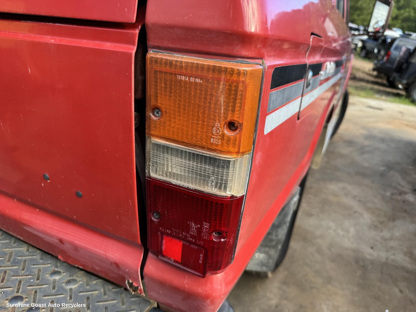 1984 Toyota Landcruiser Right Taillight