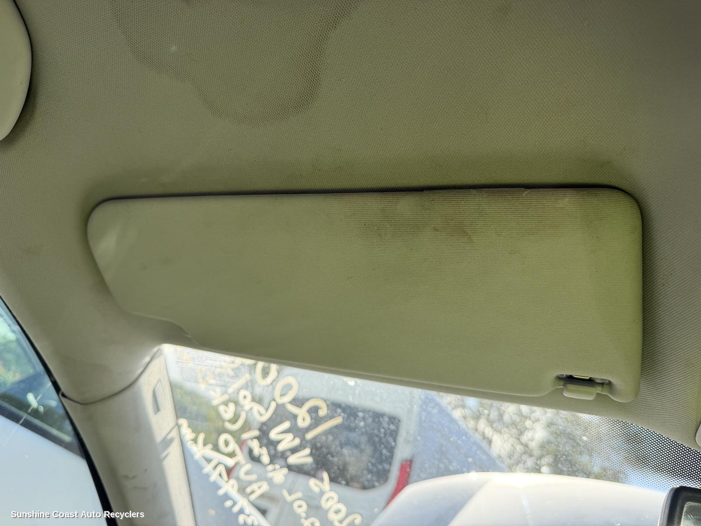 2004-2009 Volkswagen Golf Sunvisor