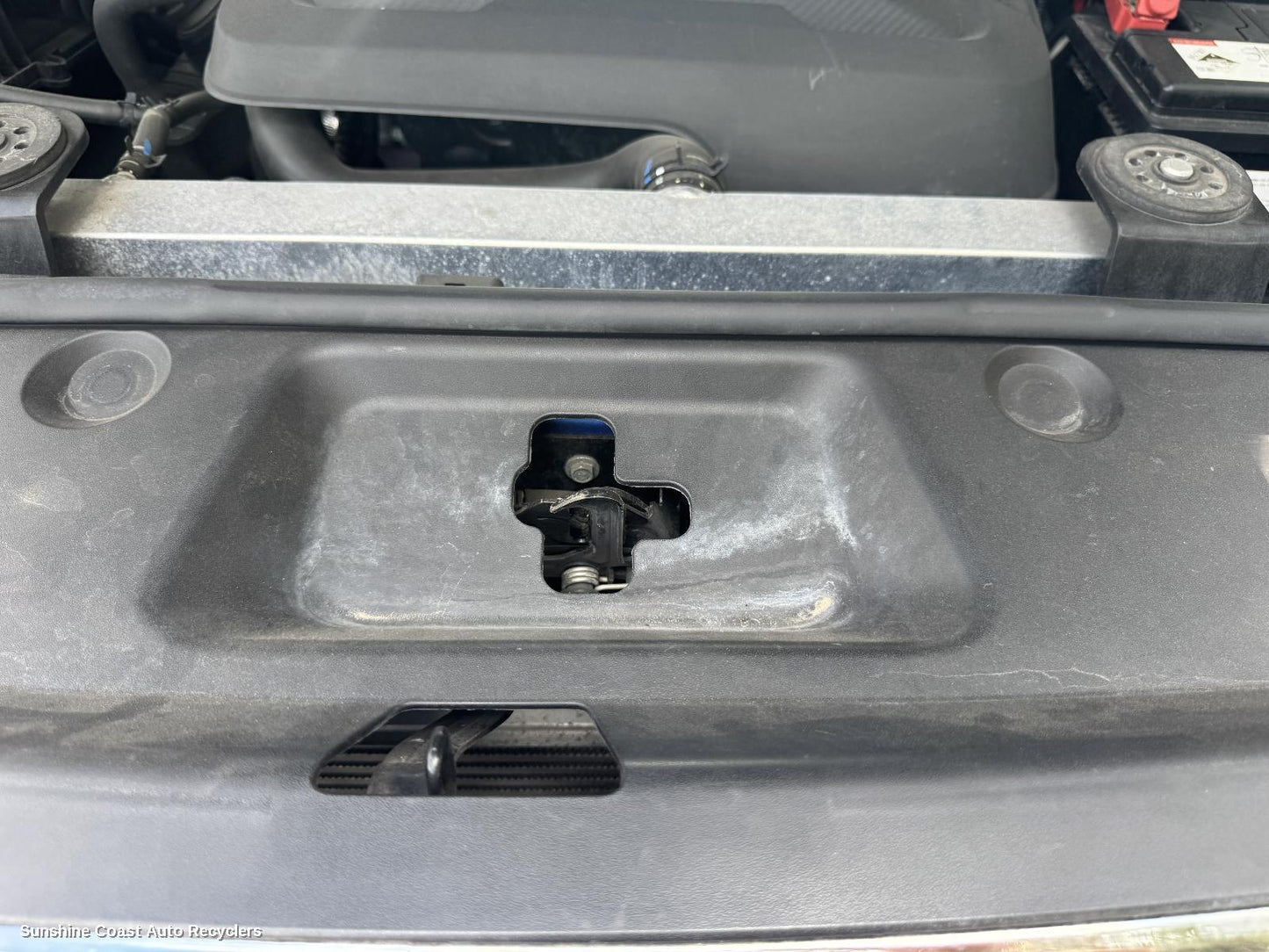 2018 Ldv T60 Bonnet Lock Support