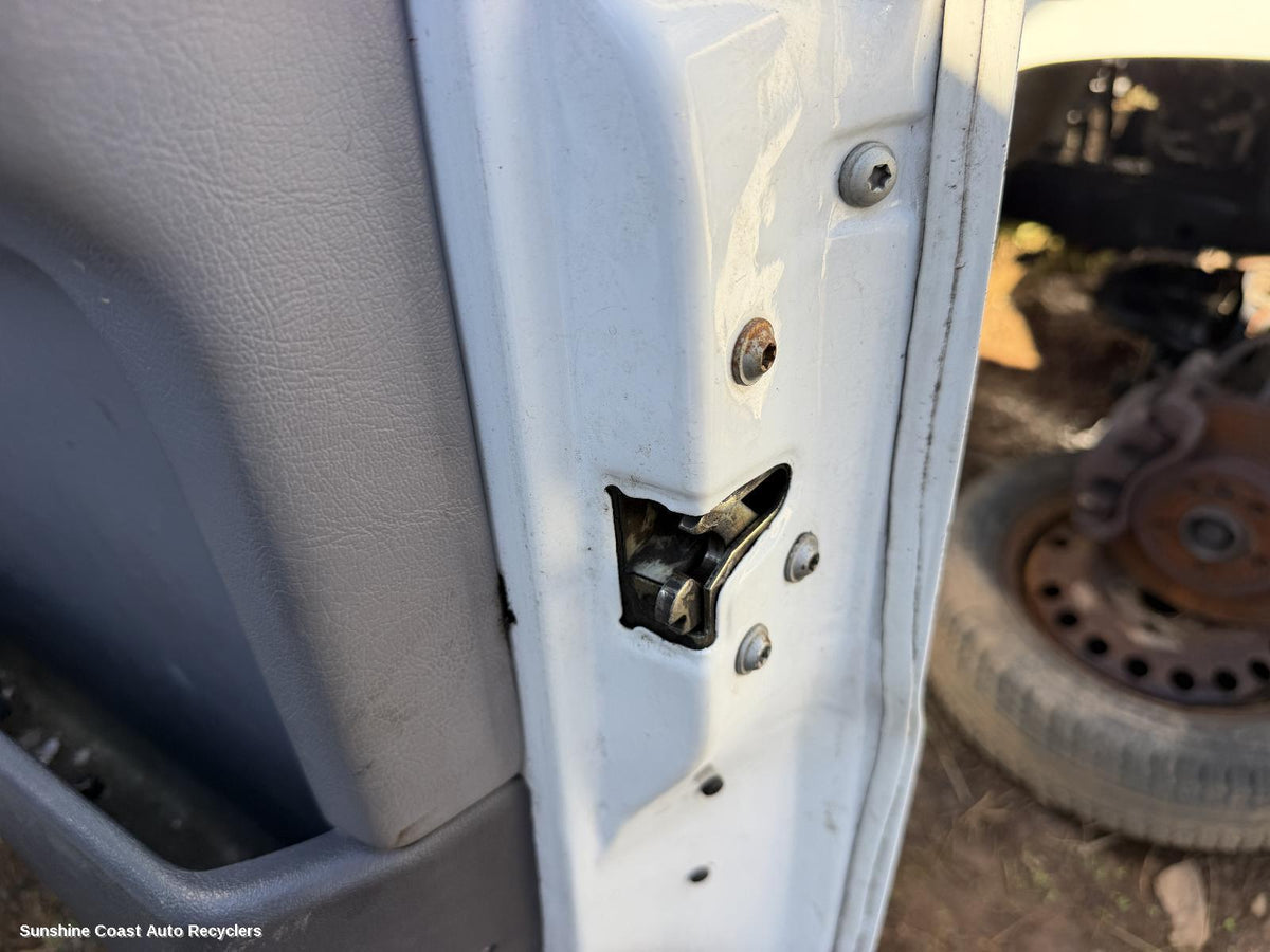 1998-2004 Mercedes Vito Door Boot Gate Lock
