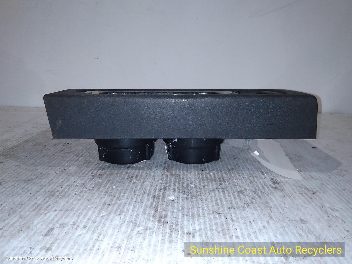 2005-2015 Nissan Navara Console