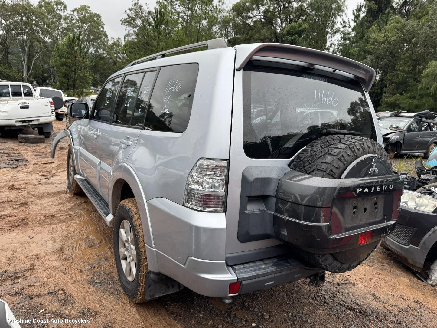 2006-2021 Mitsubishi Pajero Right Front Door