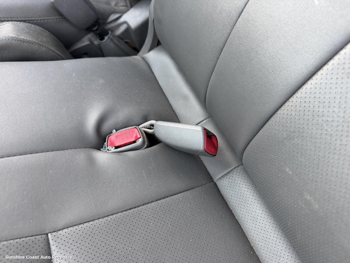 2011-2015 Toyota Hilux Seatbelt Stalk