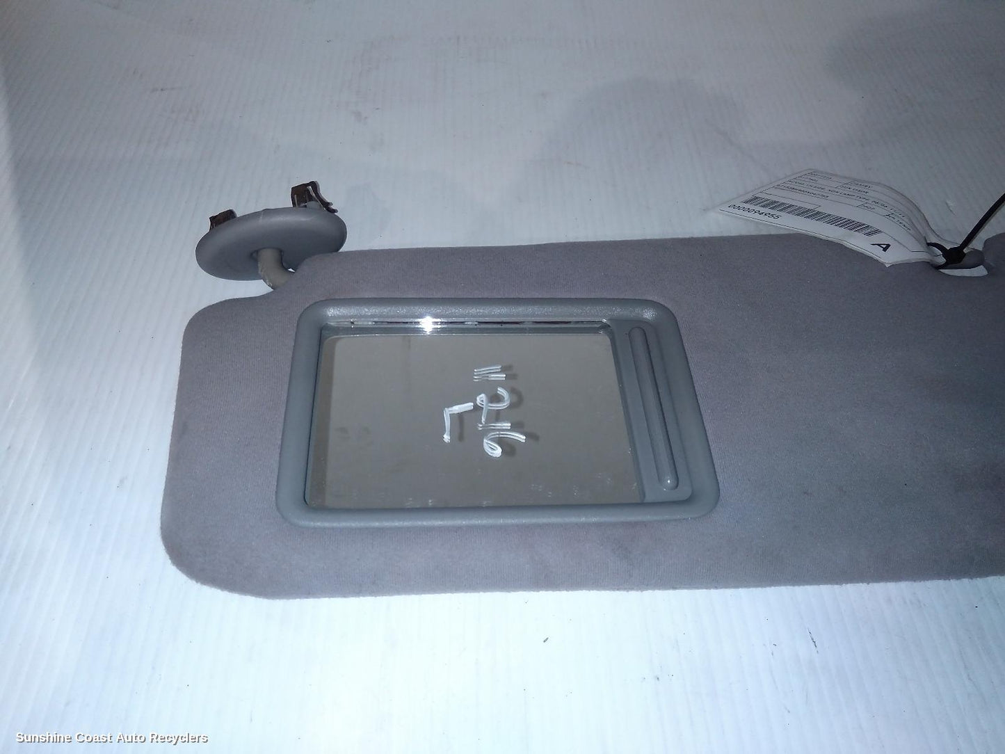 2007 Toyota Camry Sunvisor