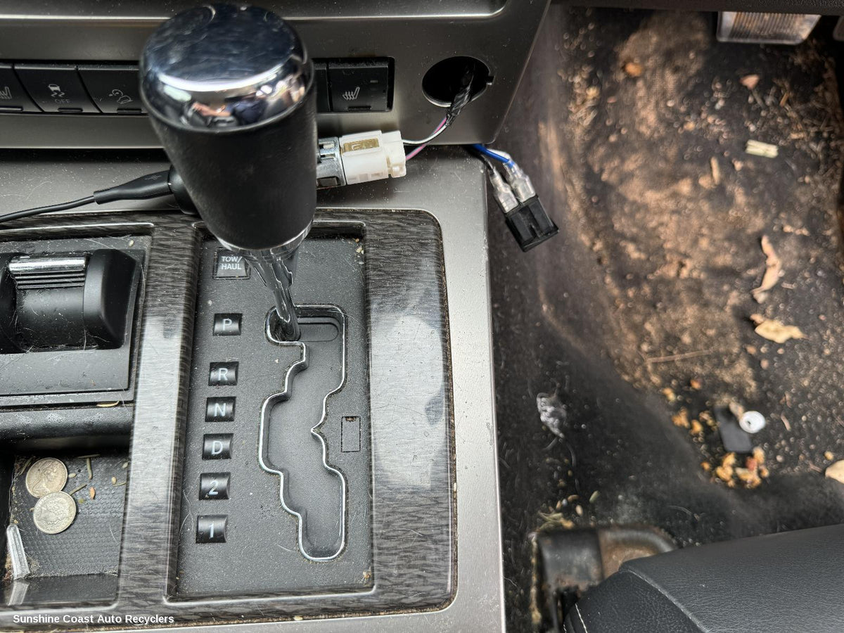 2007-2012 Jeep Cherokee Gear Stick Shifter