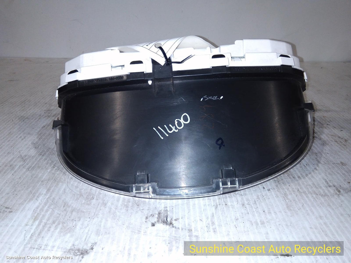 2012-2018 Mitsubishi Outlander Instrument Cluster