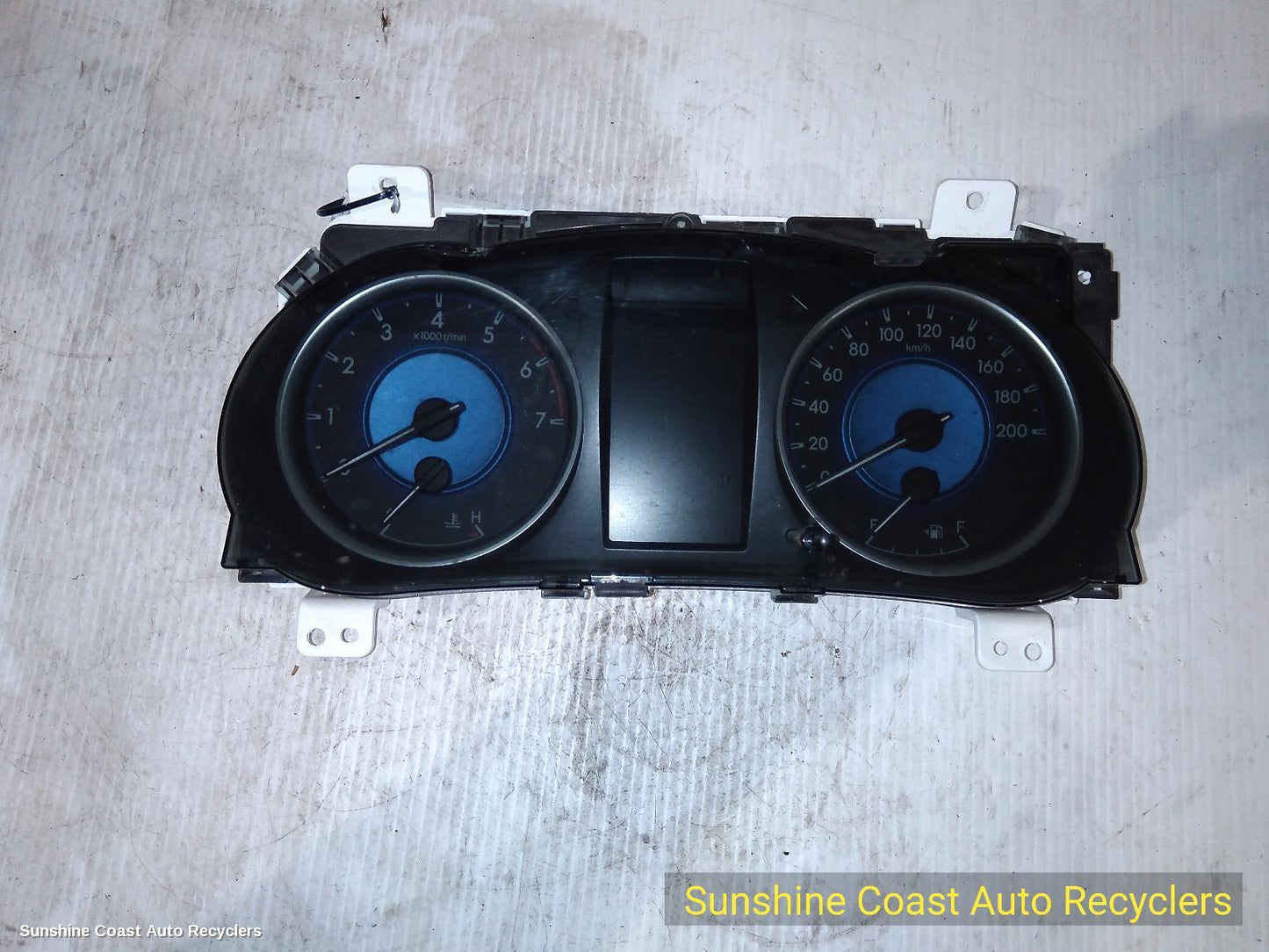 2019 Toyota Hilux Instrument Cluster