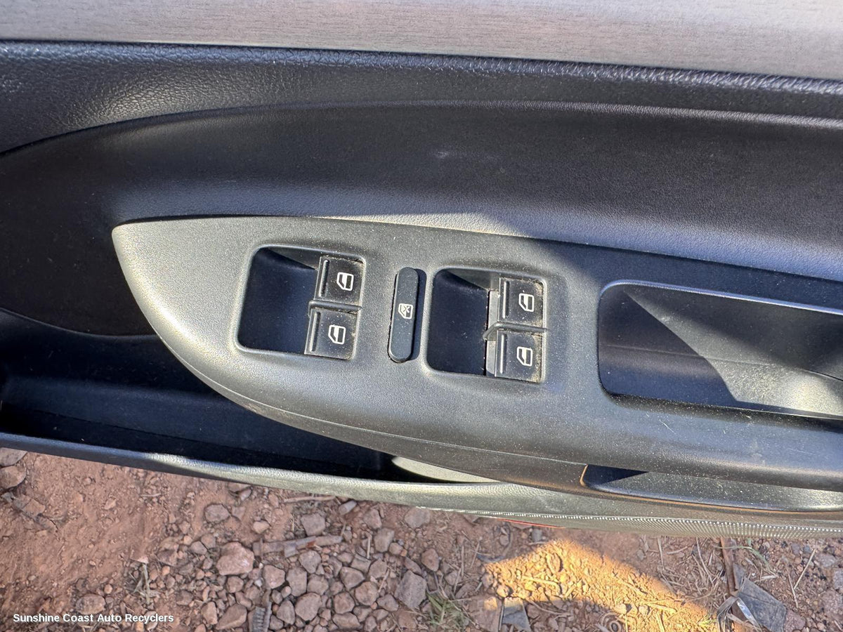 2009-2013 Skoda Octavia Pwr Dr Wind Switch