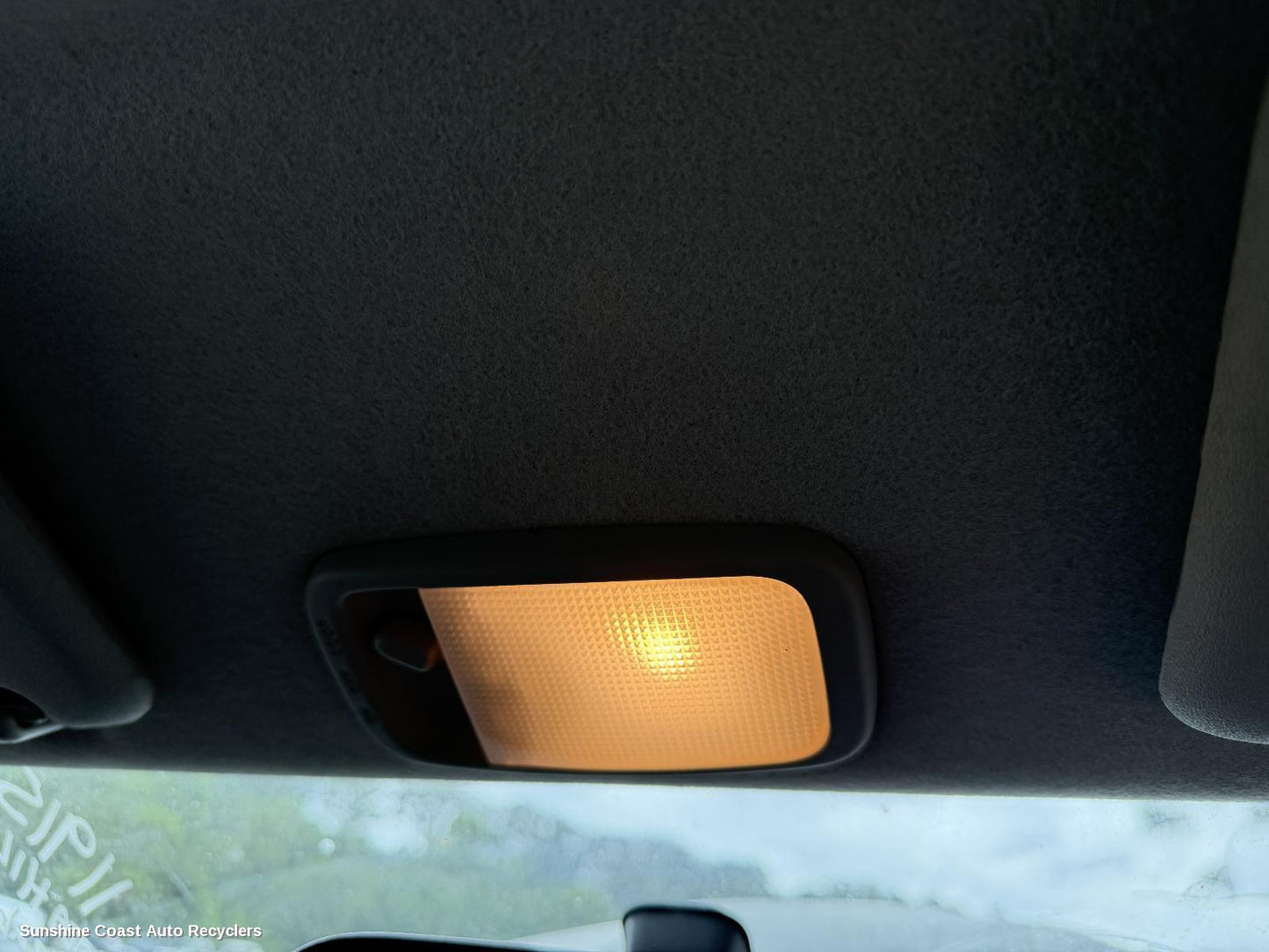 2011-2015 Toyota Hilux Courtesy Light