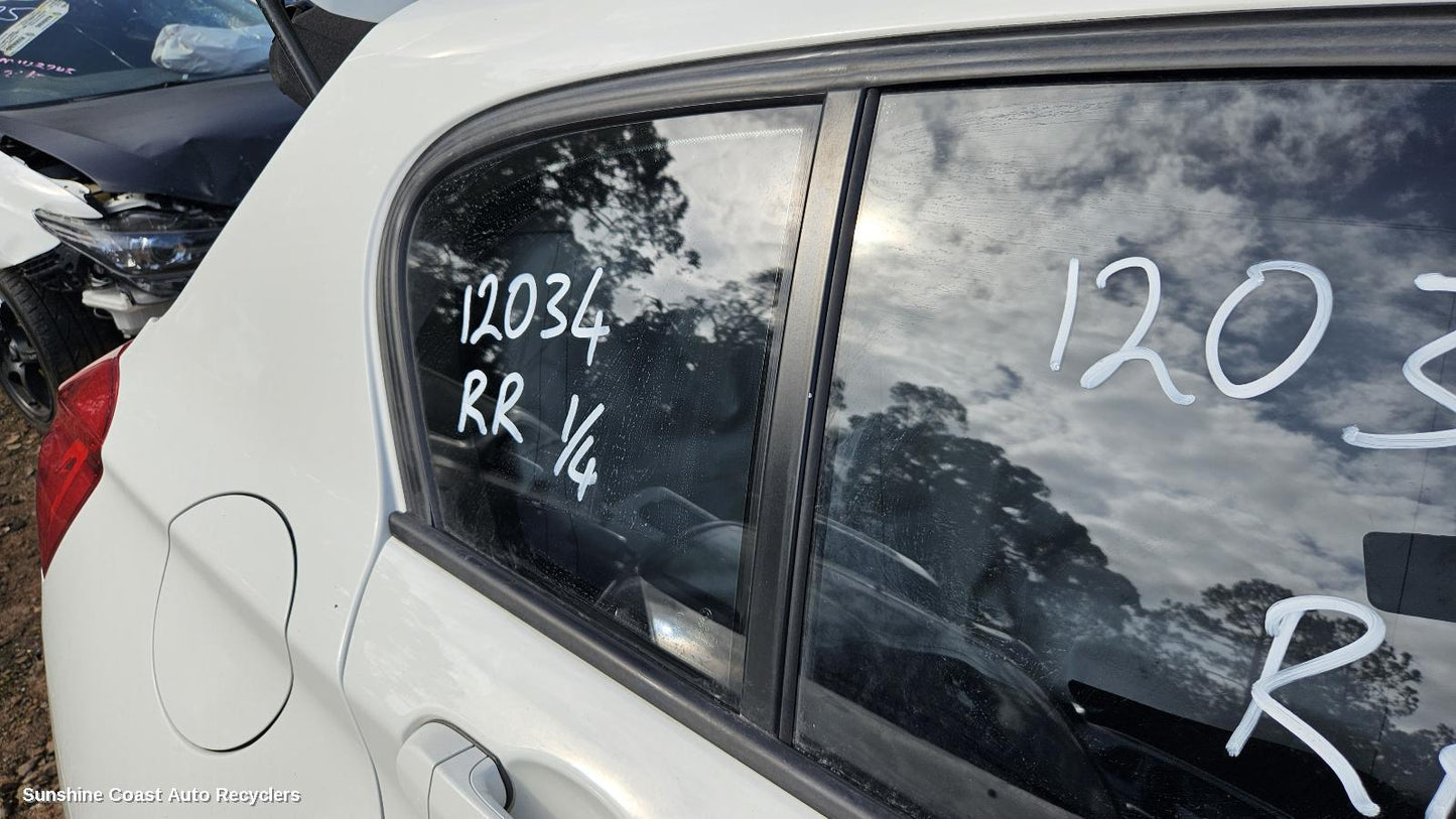 2011-2019 Bmw 1 Series Right Rear 1 4 Door Glass