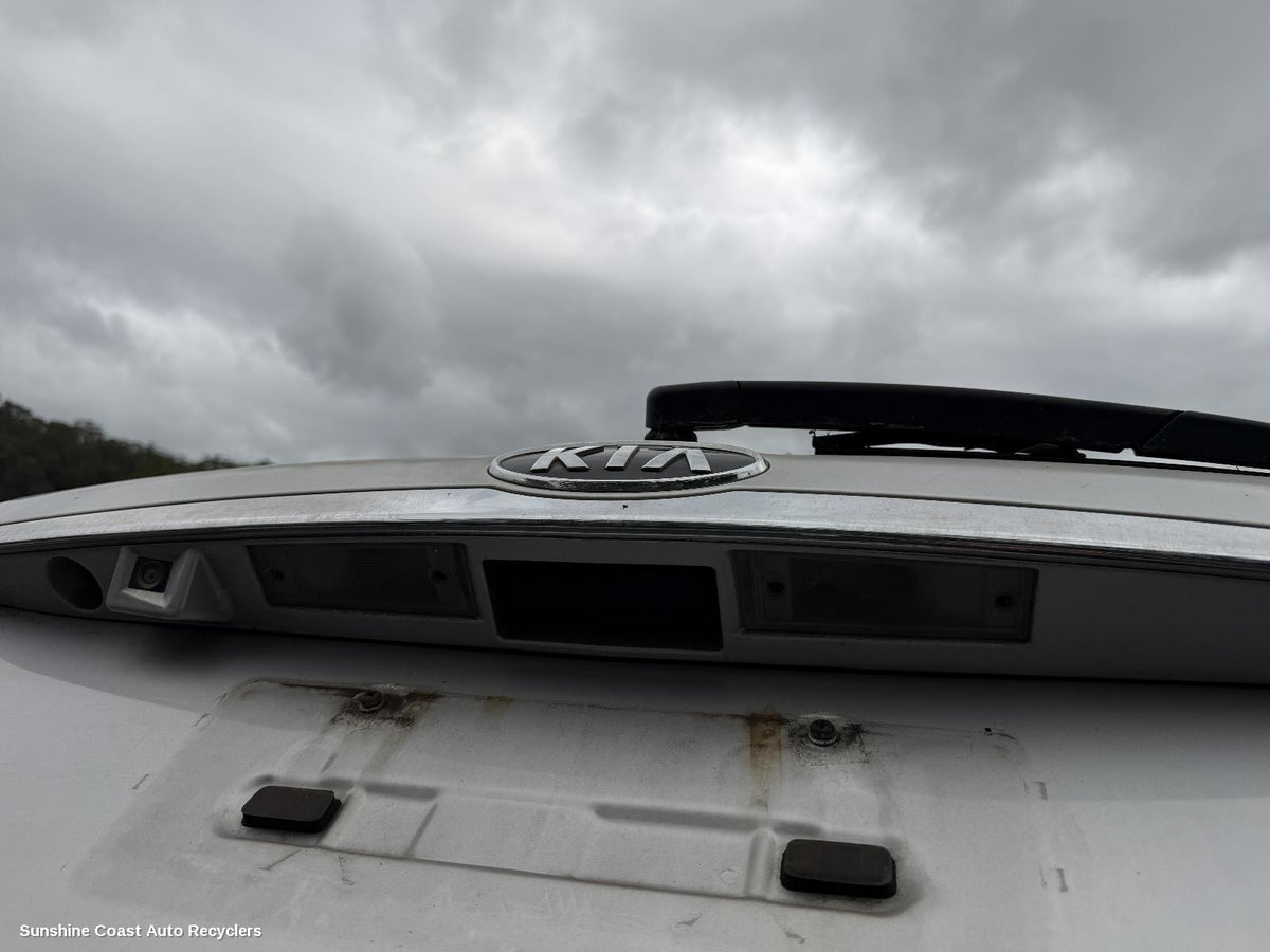 2006-2014 Kia Carnival/grand Carnival Reverse Camera