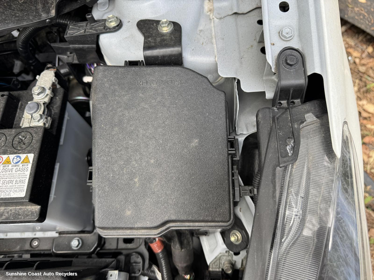 2020-2024 Toyota Yaris Fuse Box