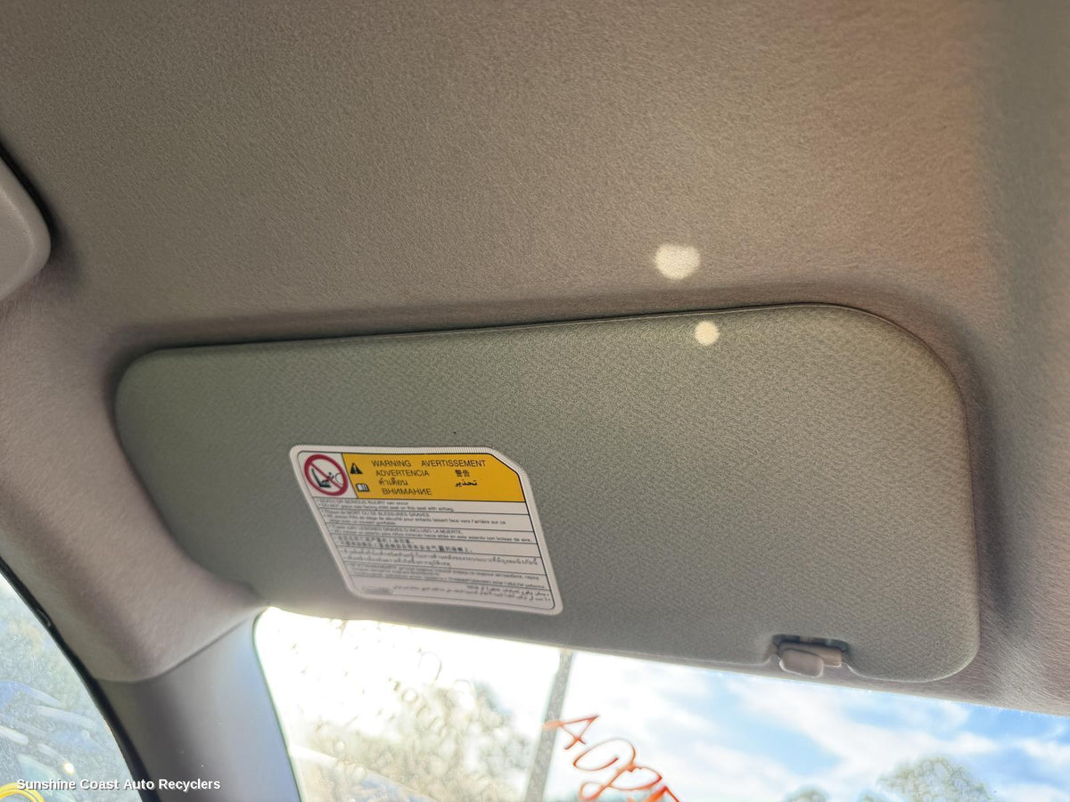 2009-2015 Mitsubishi Triton Sunvisor