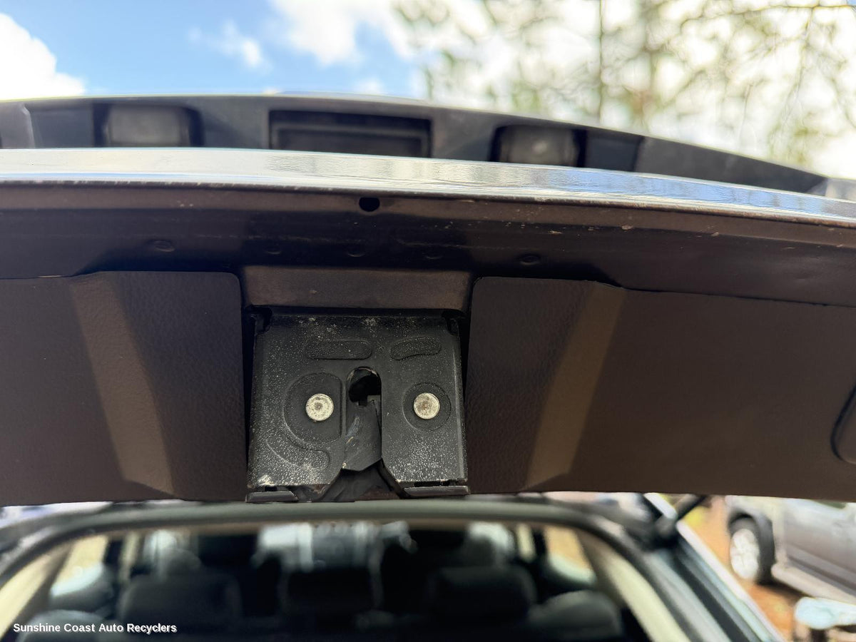 2006-2012 Mazda Cx7 Door Boot Gate Lock