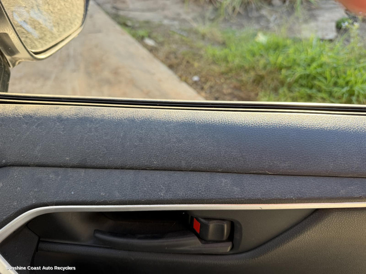 2018-2025 Toyota Rav4 Door Handle