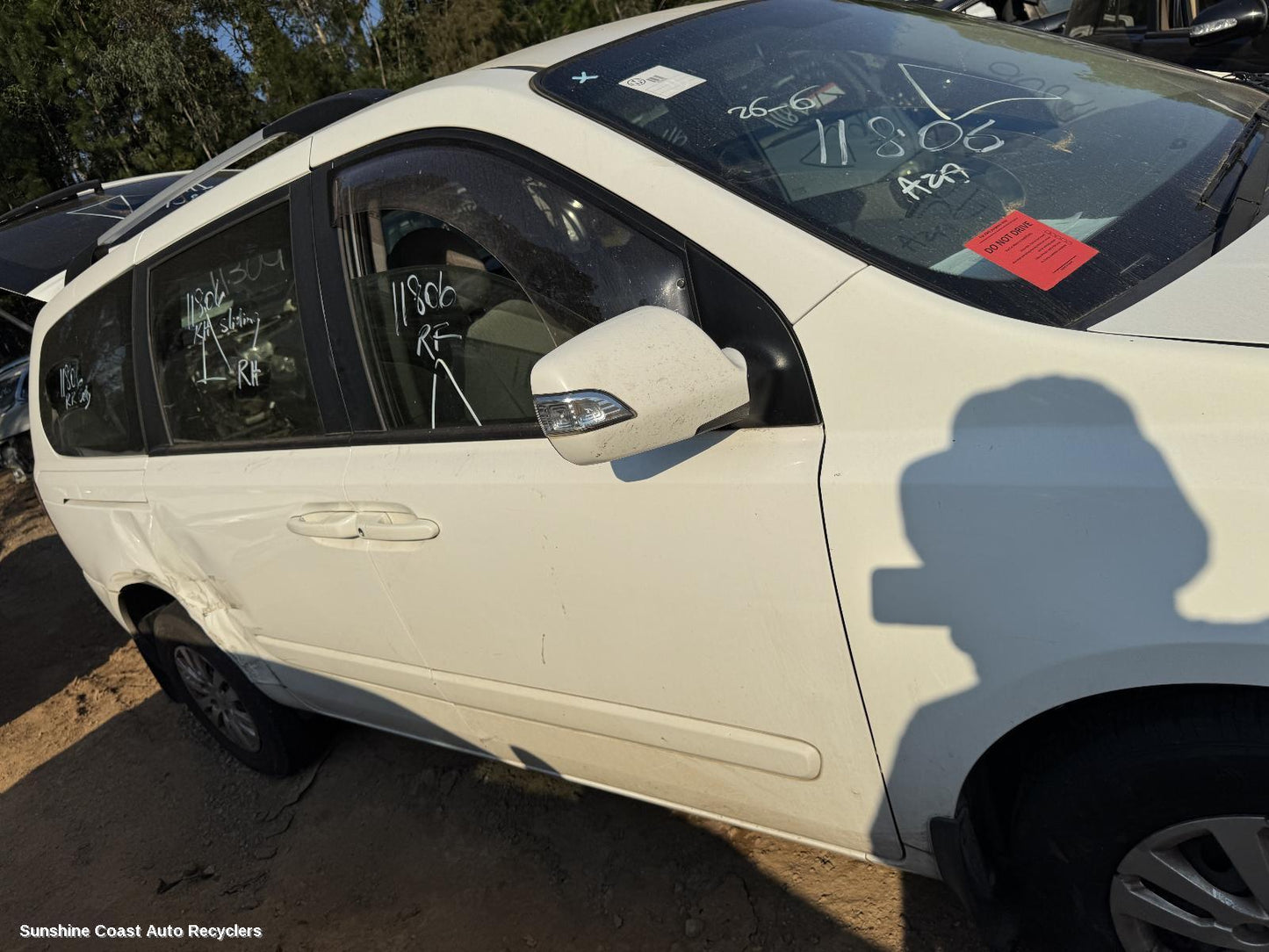 2010 Kia Carnival/grand Carnival Right Front Door