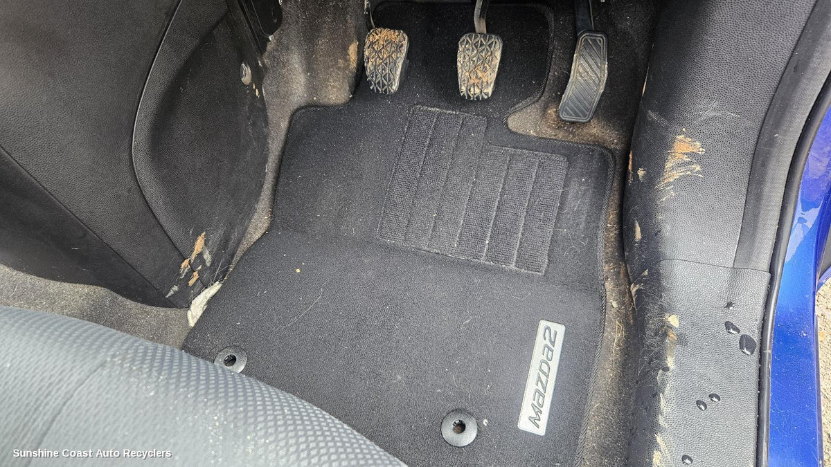 2007-2014 Mazda 2 Floor Mats