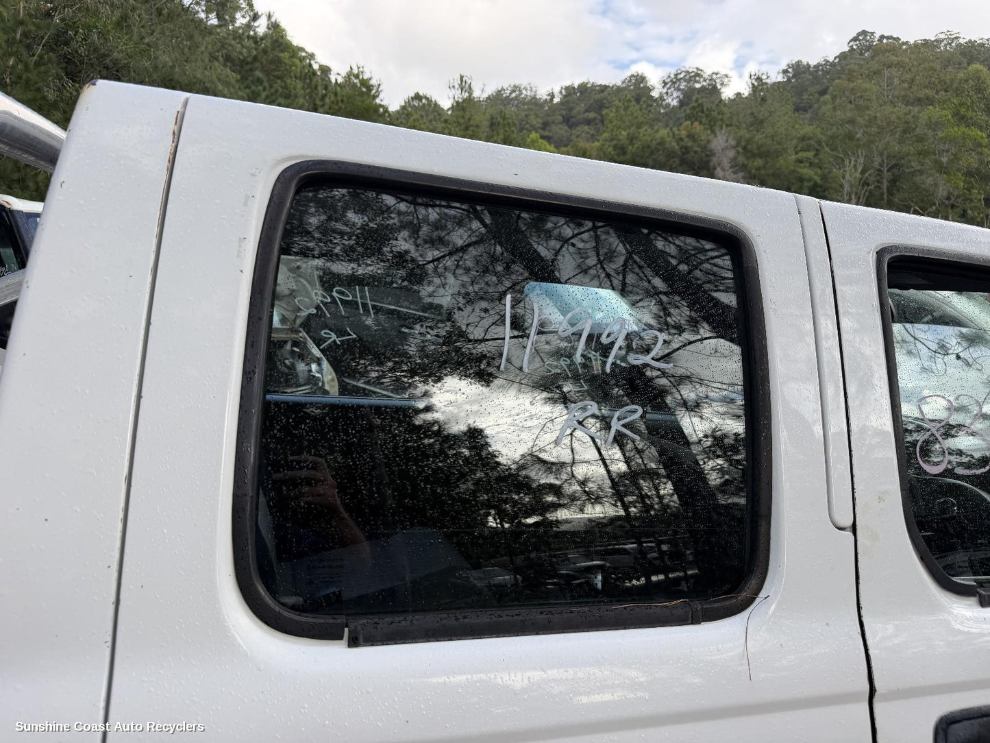1997-2015 Nissan Navara Right Rear Door Window