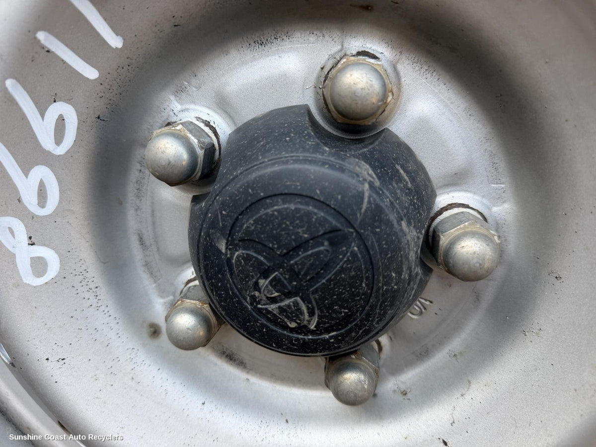 2011-2015 Toyota Hilux Wheel Cover Hub Cap