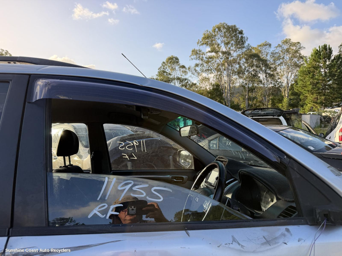 2009-2015 Mitsubishi Challenger Right Front Door Window