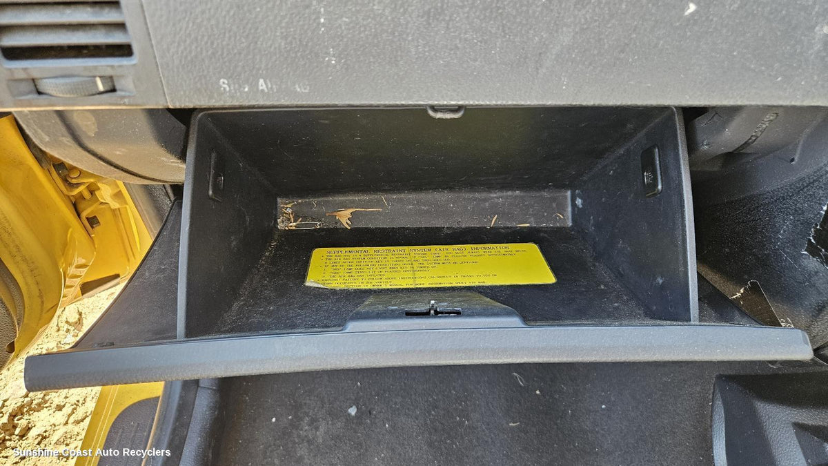 2002-2005 Hyundai Getz Glove Box