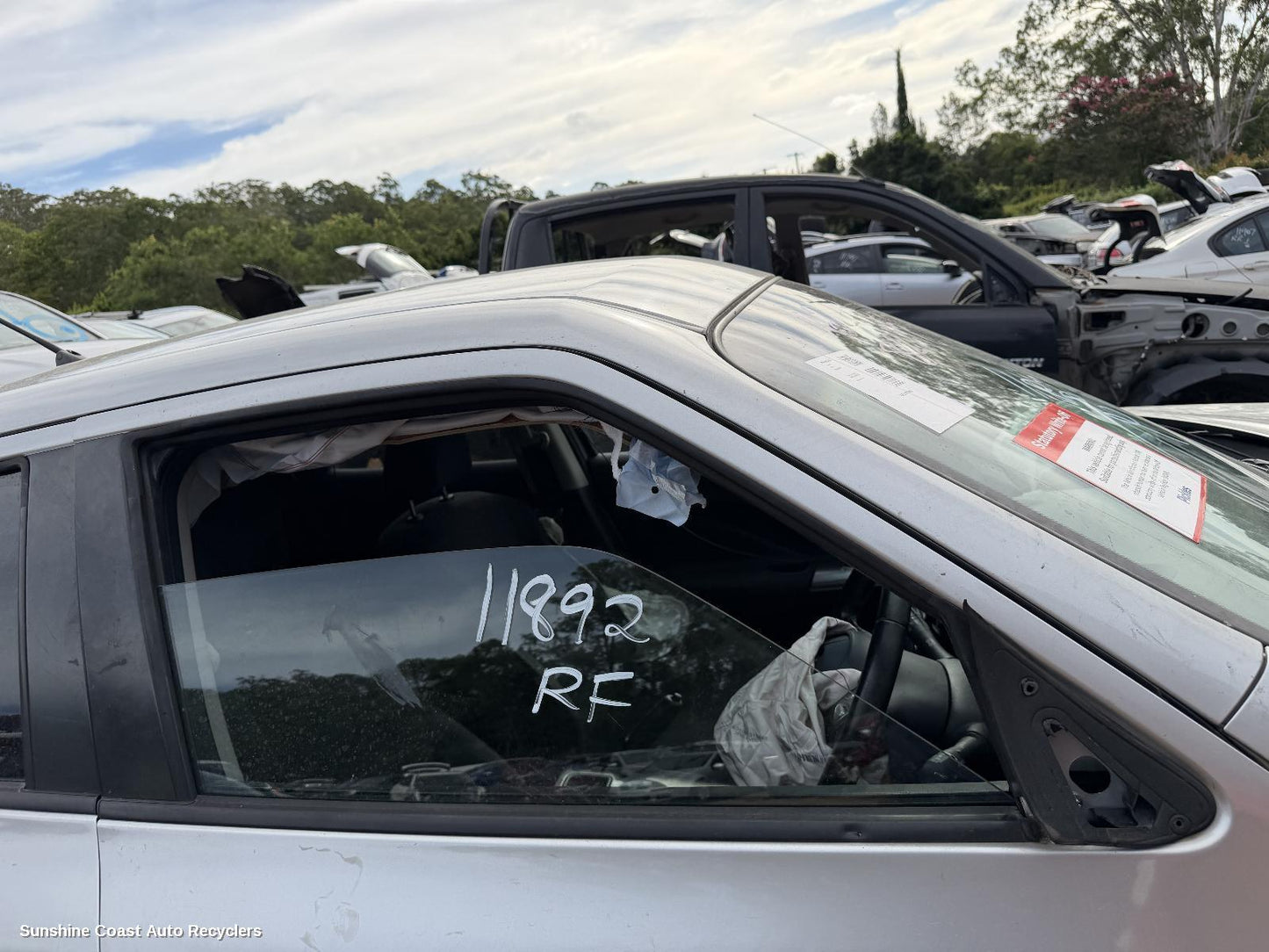 2014 Nissan Juke Right Front Door Window