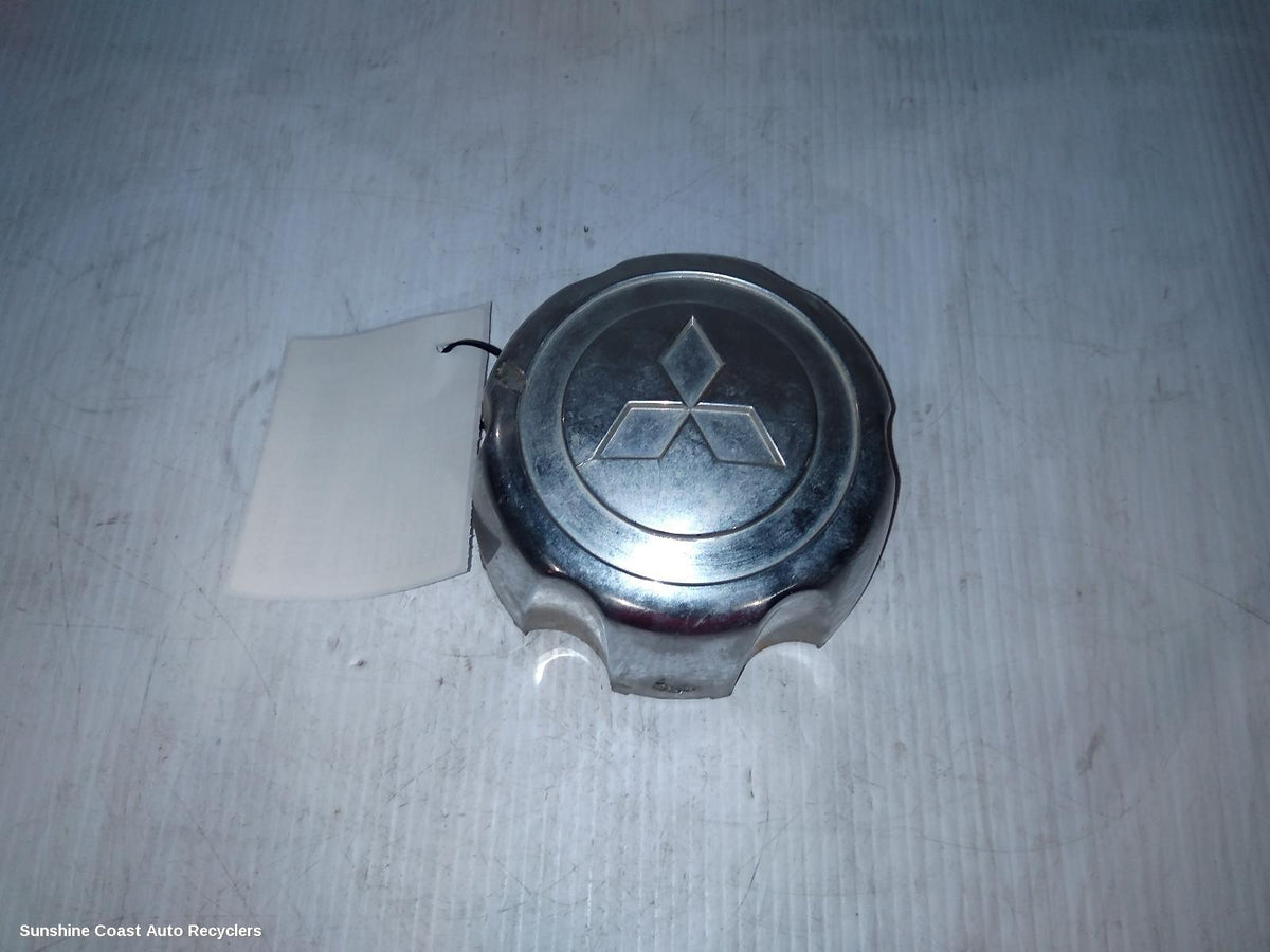 1996-2006 Mitsubishi Triton Wheel Cover Hub Cap